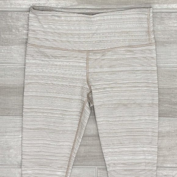 Athleta High Rise Jacquard Chaturanga 7/8 Tight in Quail Textured Leggings Sz S - Picture 6 of 16